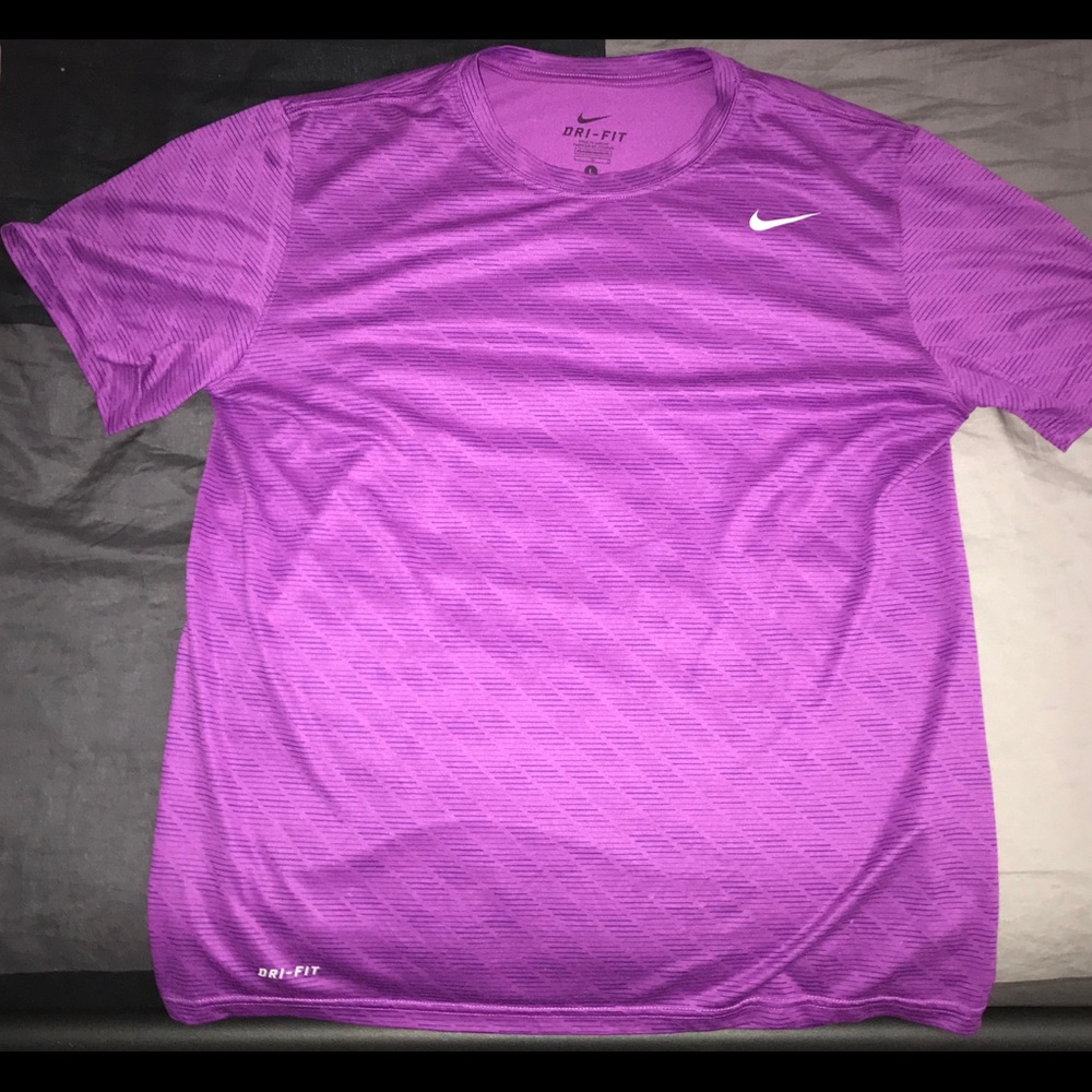 Nike T-shirt